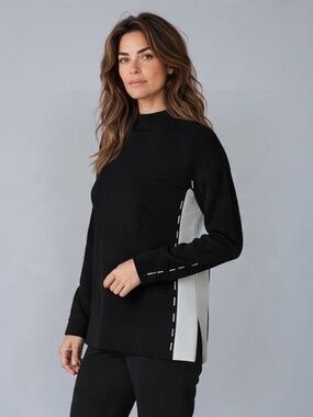 Ziani couture sweater. Ladies Medium excellent cond Black and White